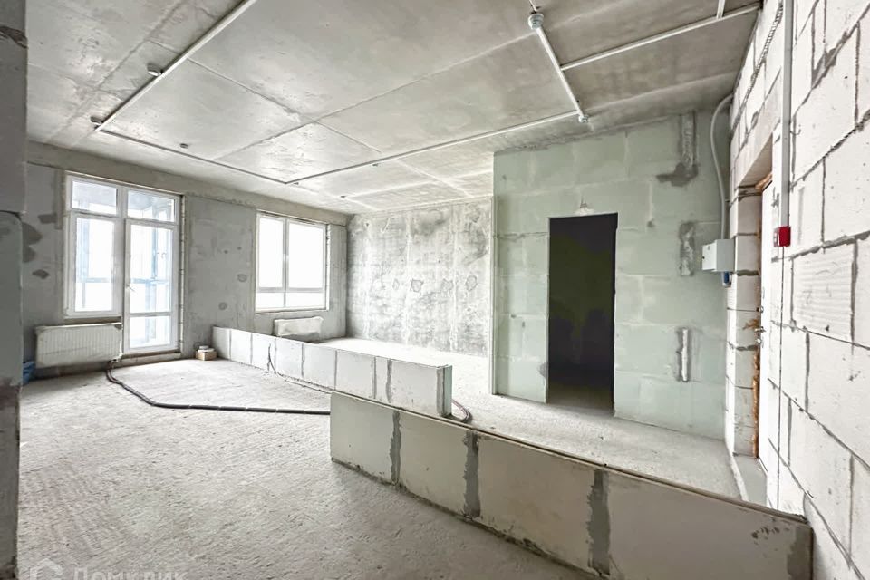 Продаётся 1-комнатная квартира, 42.9 м²