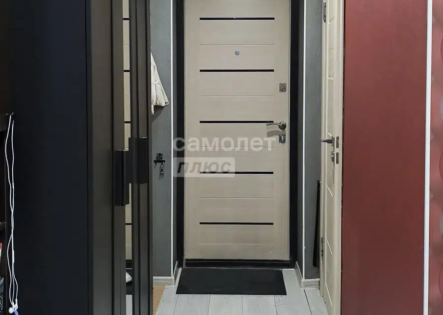Продаётся 4-комнатная квартира, 93.8 м²