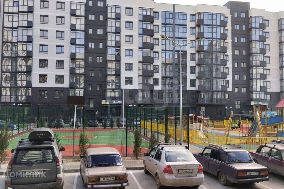 Продаётся 1-комнатная квартира, 43.8 м²