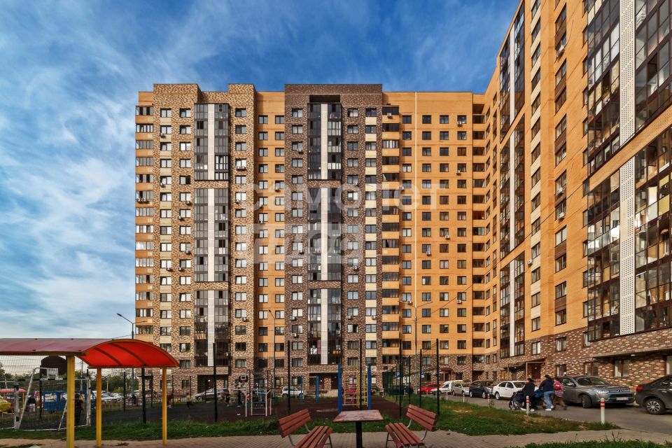 Продаётся 2-комнатная квартира, 66.2 м²