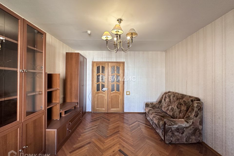 Продаётся 1-комнатная квартира, 40.6 м²