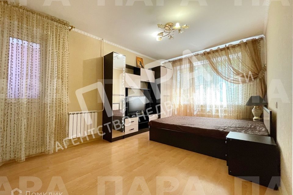 Сдаётся 1-комнатная квартира, 37 м²