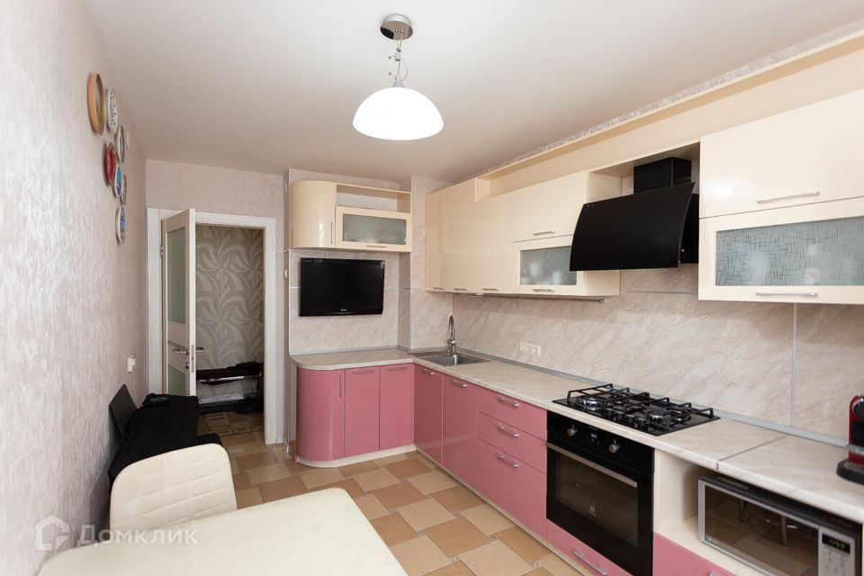 Продаётся 3-комнатная квартира, 71.4 м²