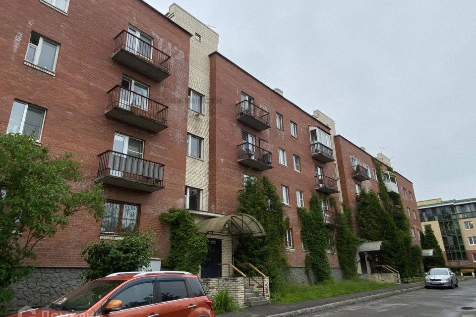 Продаётся 4-комнатная квартира, 89.4 м²