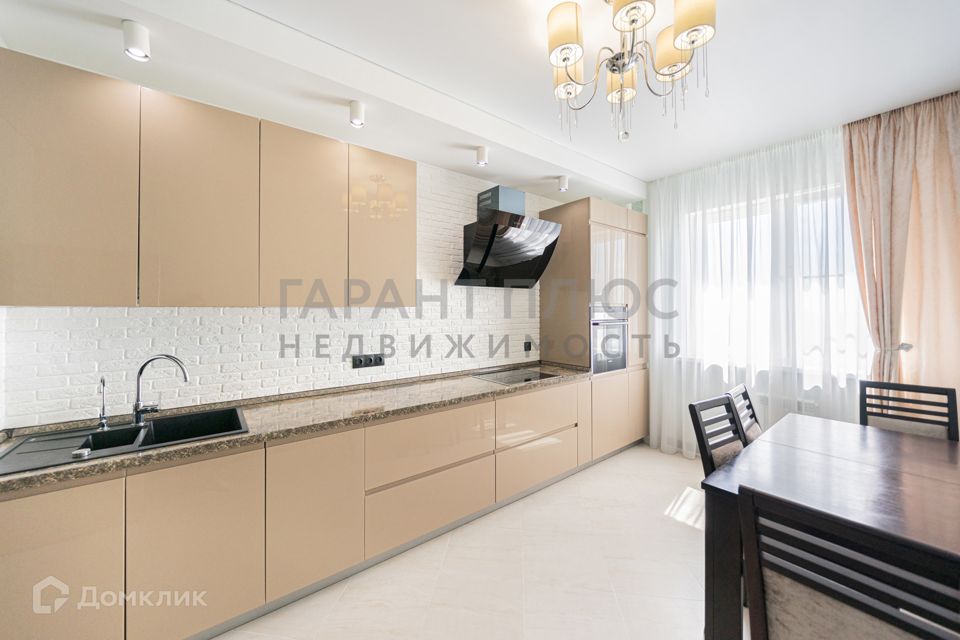 Сдаётся 2-комнатная квартира, 72.2 м²