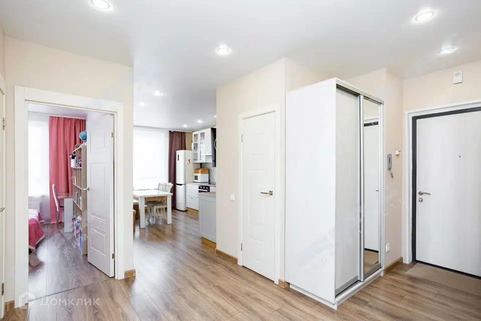 Продаётся 3-комнатная квартира, 72.1 м²