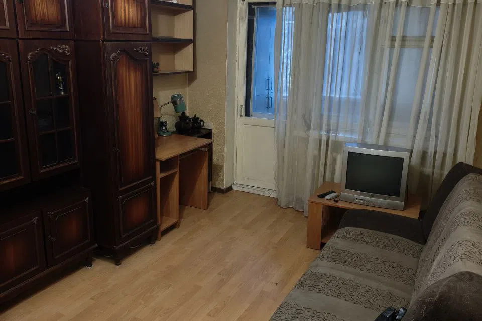 Продаётся 1-комнатная квартира, 32 м²