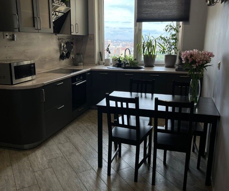 Продаётся 1-комнатная квартира, 49.9 м²