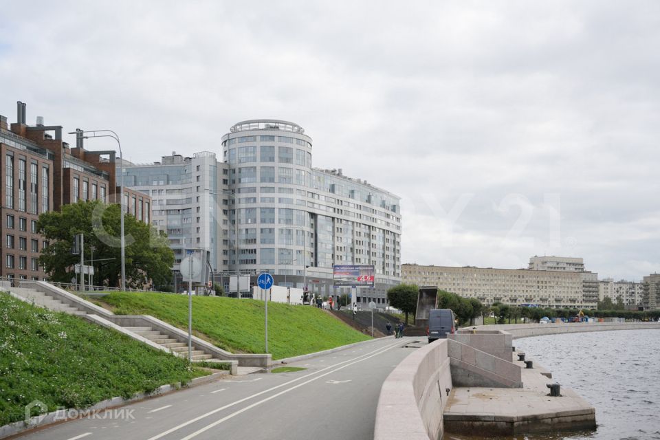 Продаётся 2-комнатная квартира, 65.8 м²