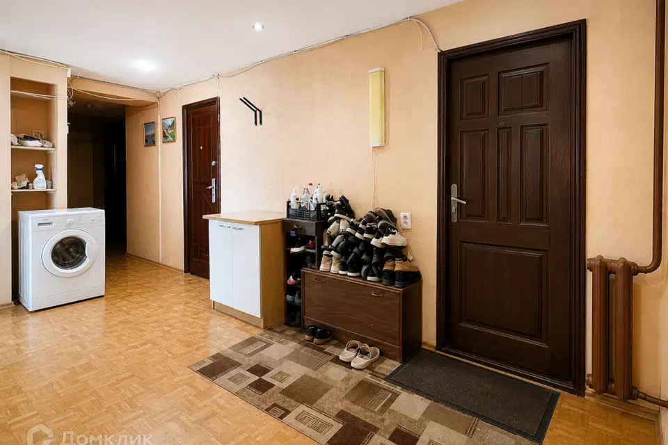 Продаётся комната в 11-комн. квартире, 12 м²