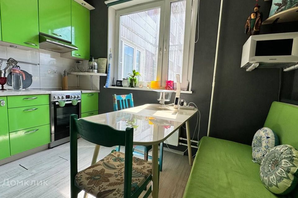 Продаётся 1-комнатная квартира, 38 м²