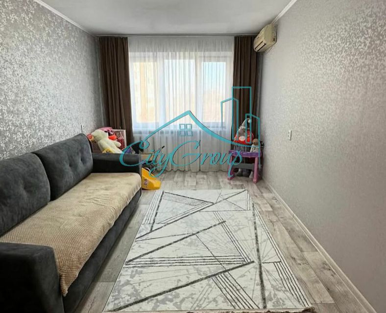 Продаётся 3-комнатная квартира, 63.8 м²