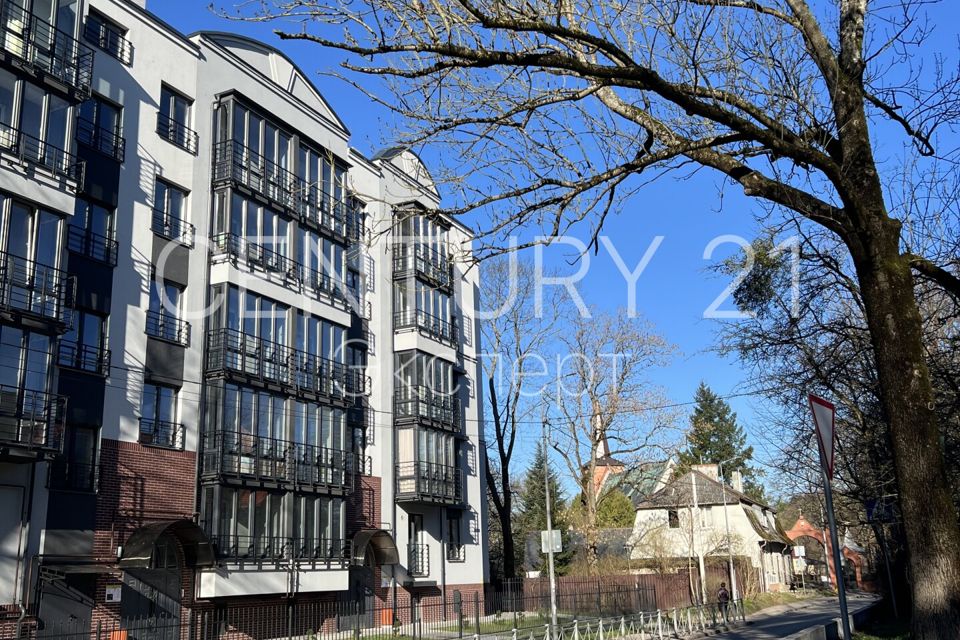 Продаётся 1-комнатная квартира, 42 м²