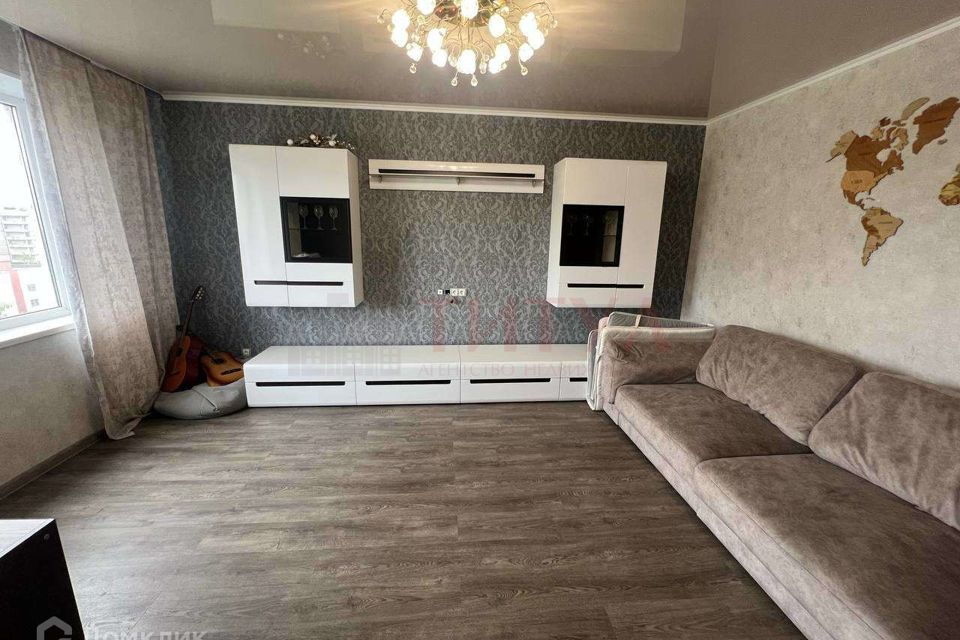 Продаётся 3-комнатная квартира, 62.7 м²