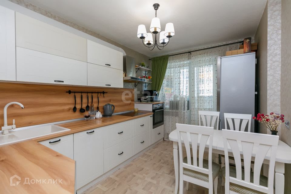 Продаётся 3-комнатная квартира, 62.1 м²