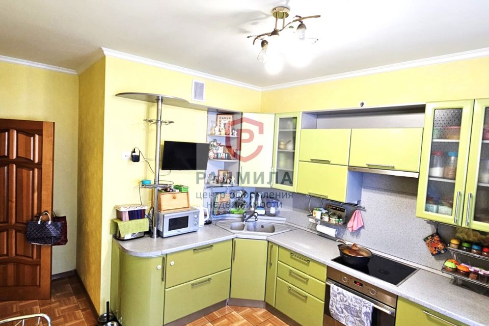 Продаётся 3-комнатная квартира, 92 м²