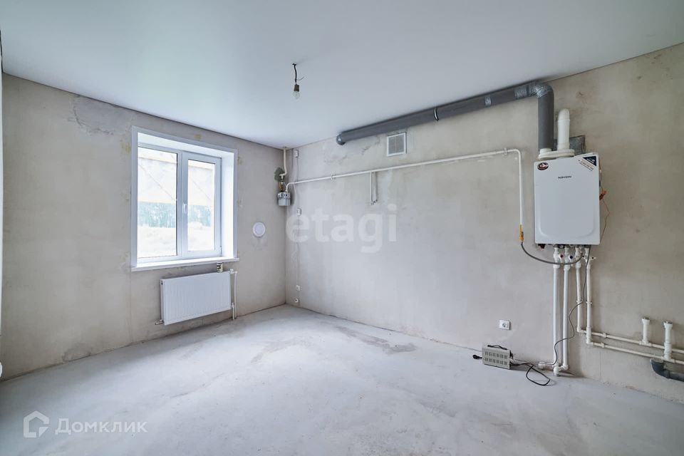 Продаётся 1-комнатная квартира, 39.8 м²