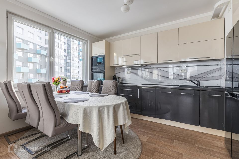 Продаётся 2-комнатная квартира, 66 м²