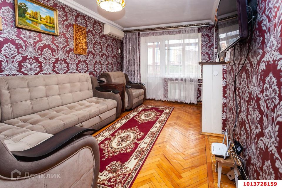 Продаётся 3-комнатная квартира, 57 м²