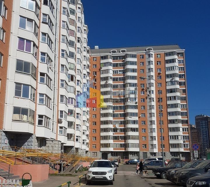 Продаётся 1-комнатная квартира, 38 м²