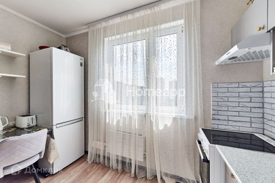 Продаётся 1-комнатная квартира, 38.3 м²