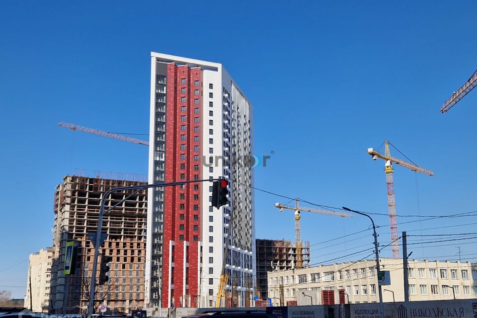 Продаётся 2-комнатная квартира, 65 м²