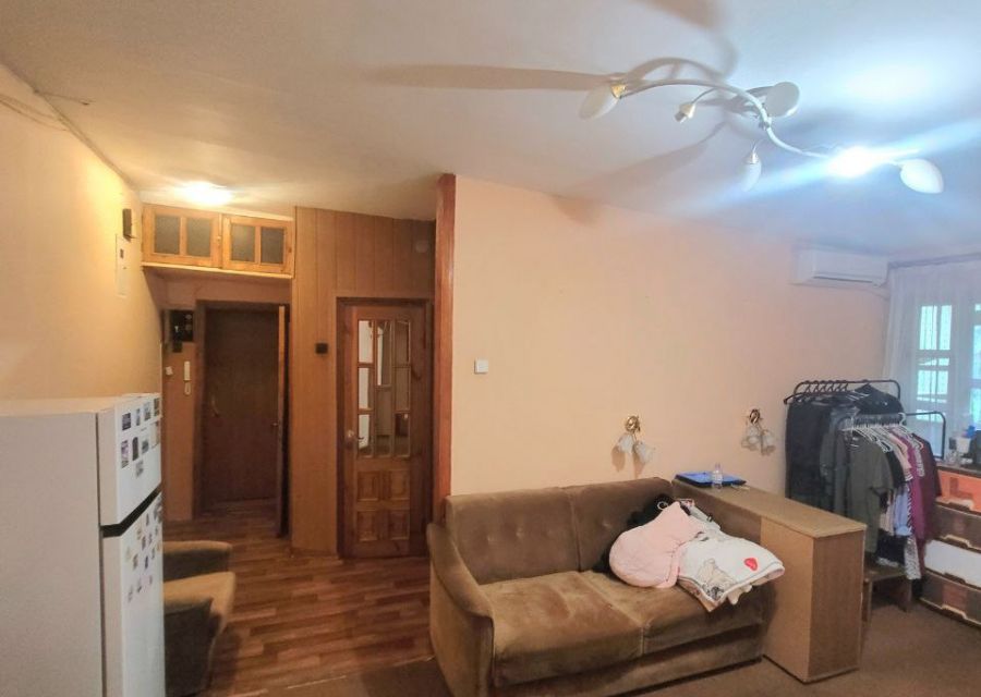 Продаётся 3-комнатная квартира, 54.7 м²