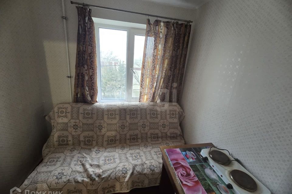Продаётся комната в 2-комн. квартире, 34 м²
