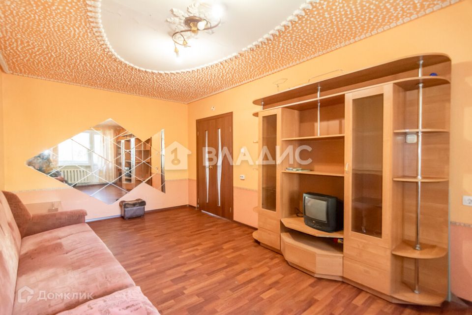 Продаётся 4-комнатная квартира, 76.8 м²