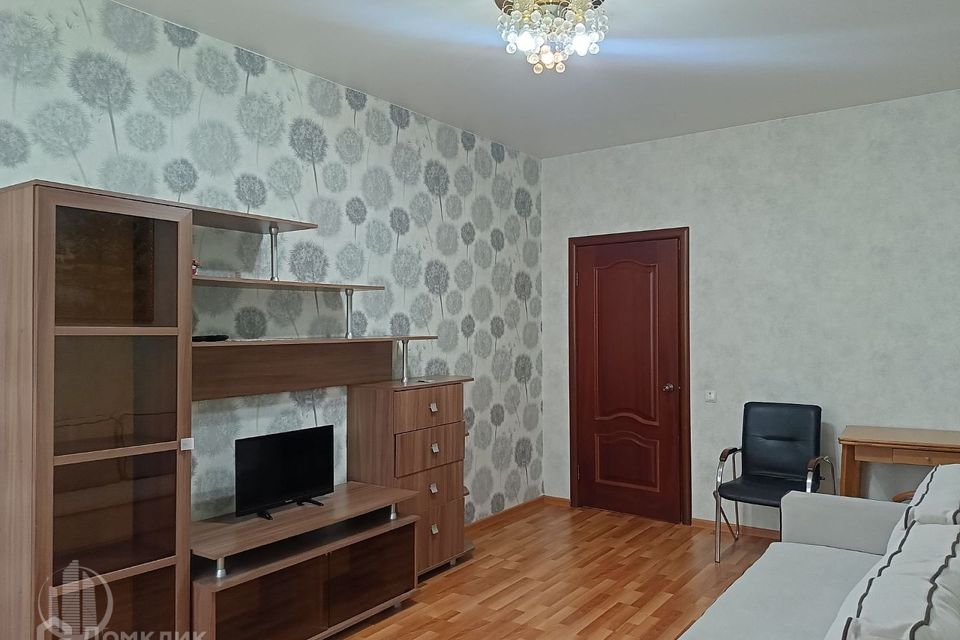 Сдаётся 1-комнатная квартира, 42 м²