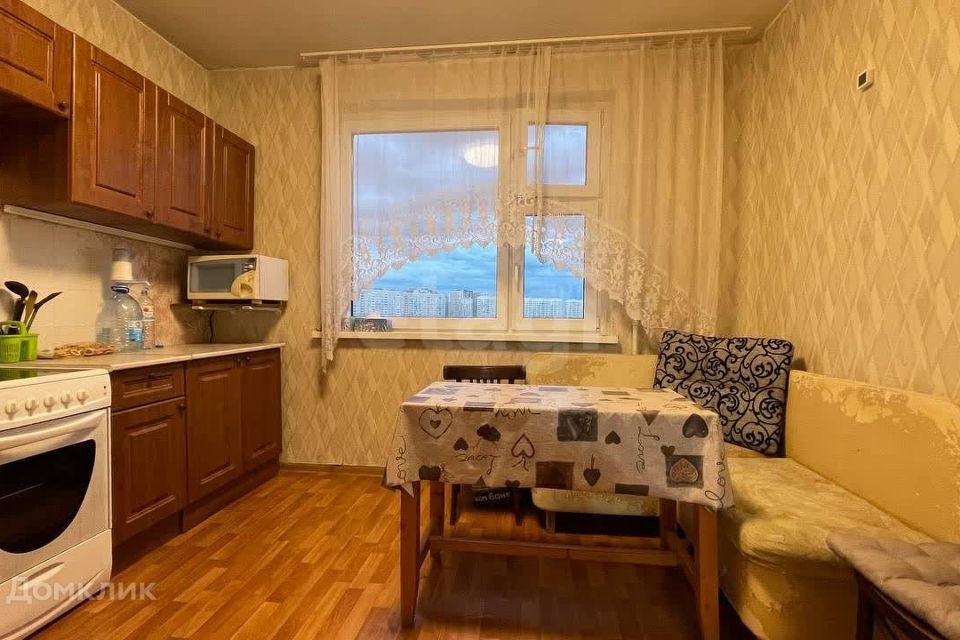Продаётся 3-комнатная квартира, 76.5 м²