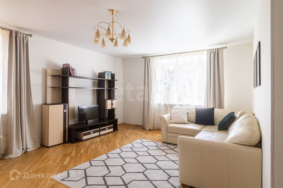 Продаётся 3-комнатная квартира, 71 м²