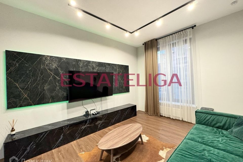 Продаётся 3-комнатная квартира, 87 м²