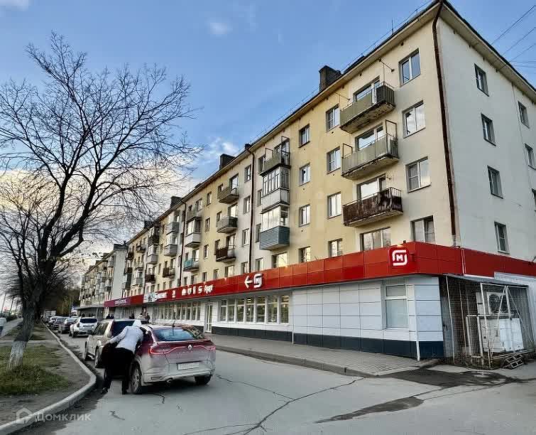 Продаётся 3-комнатная квартира, 56.7 м²