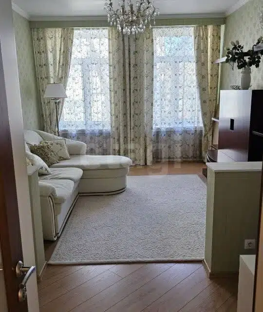 Продаётся 2-комнатная квартира, 66.5 м²