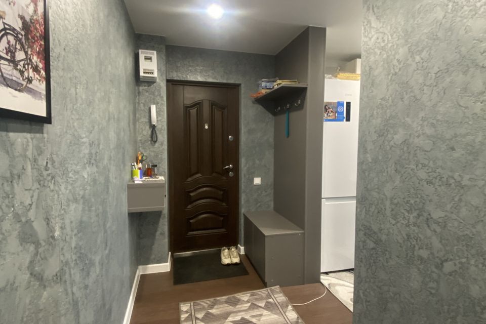 Продаётся 3-комнатная квартира, 57.9 м²