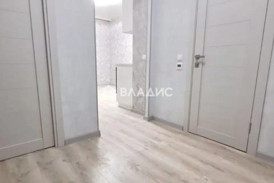 Продаётся 1-комнатная квартира, 43 м²