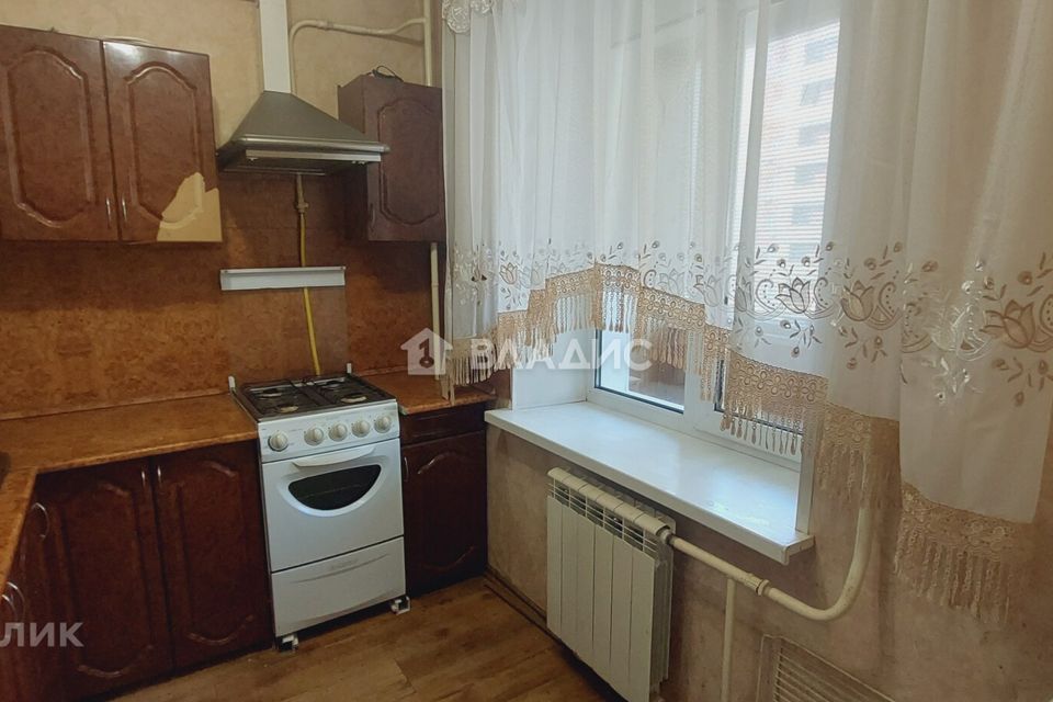 Продаётся 1-комнатная квартира, 42 м²