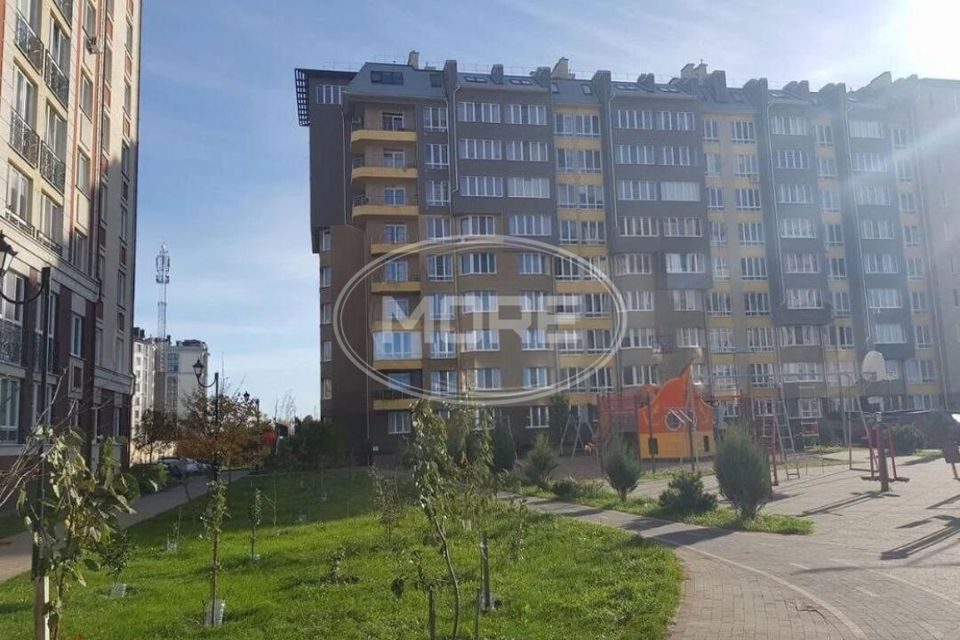 Продаётся 1-комнатная квартира, 42.1 м²