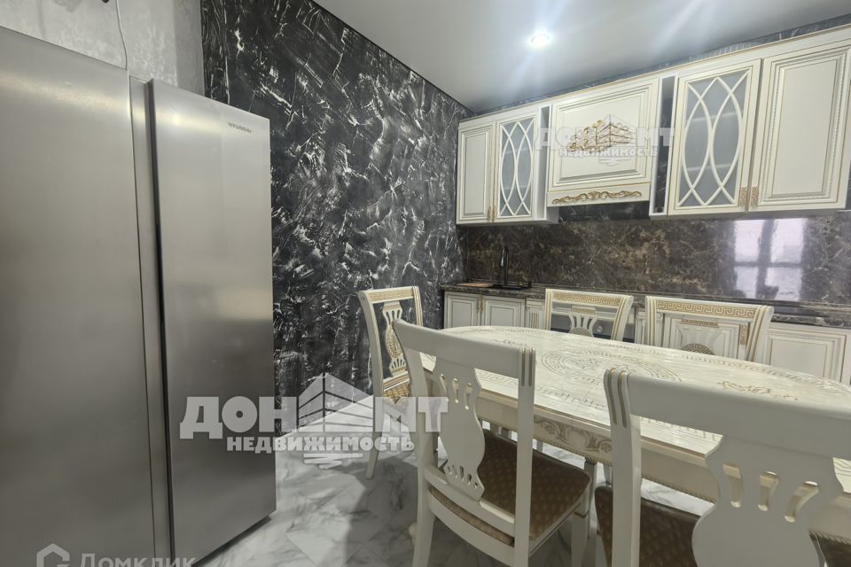 Продаётся 1-комнатная квартира, 52 м²