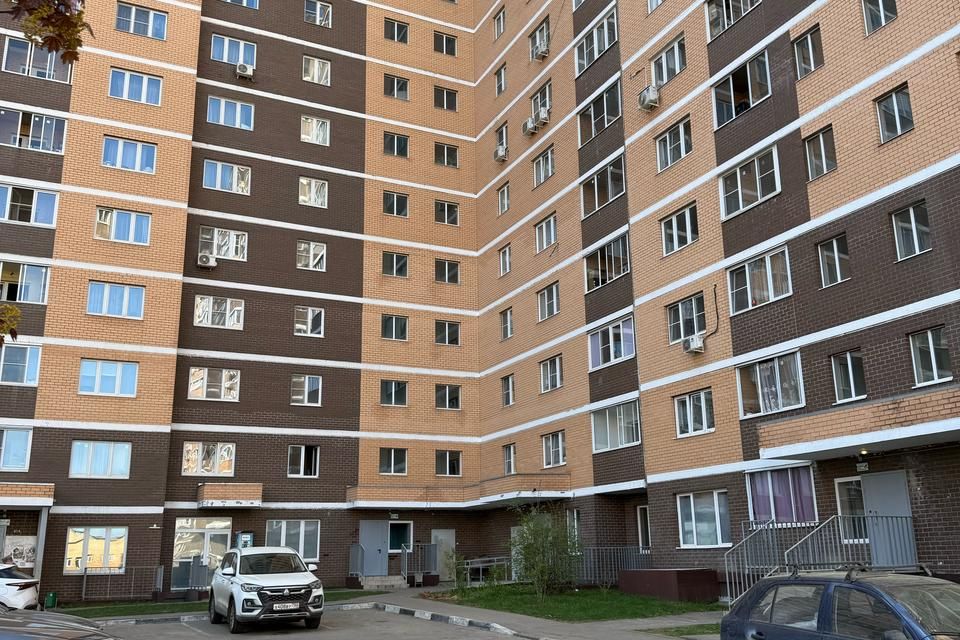 Продаётся 2-комнатная квартира, 61.3 м²