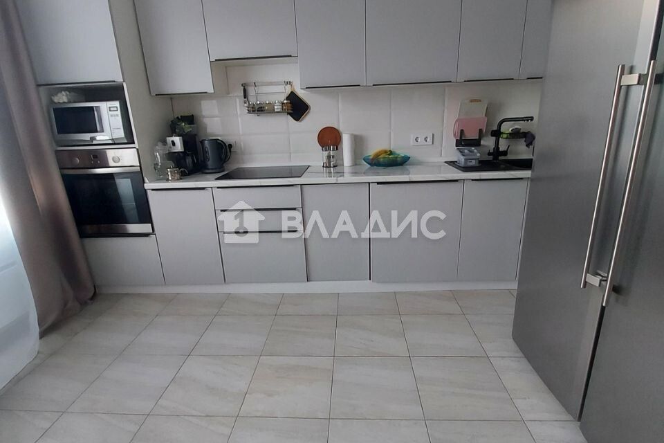Продаётся 3-комнатная квартира, 75.5 м²