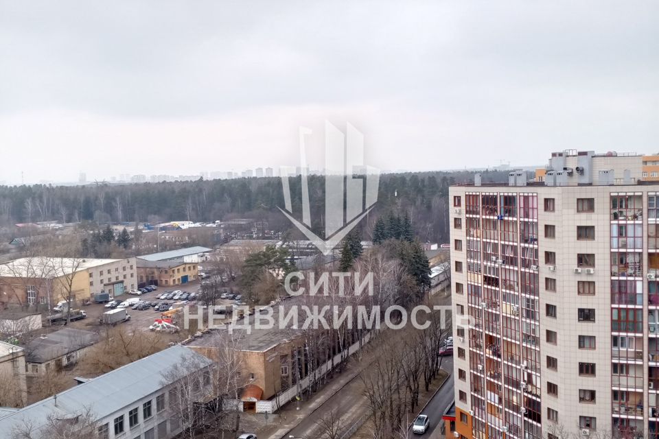 Продаётся 1-комнатная квартира, 43 м²