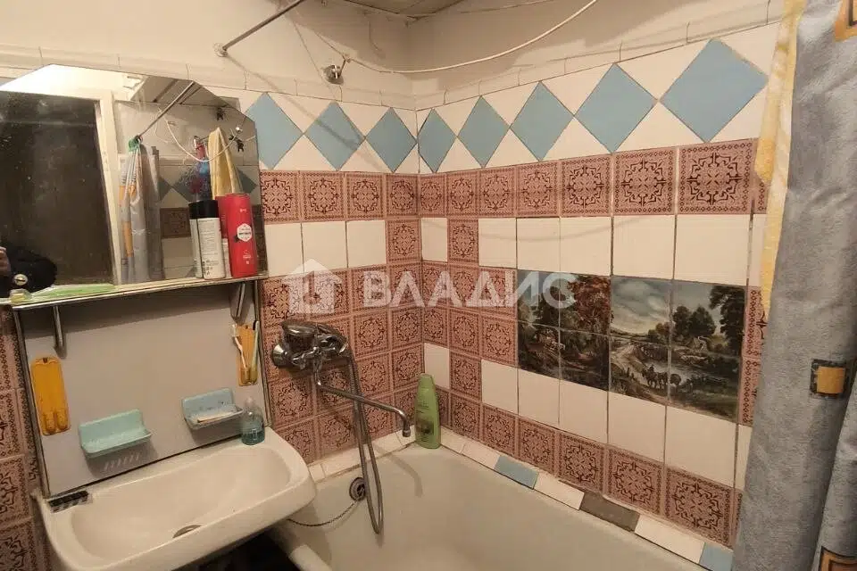 Продаётся комната в 2-комн. квартире, 20 м²
