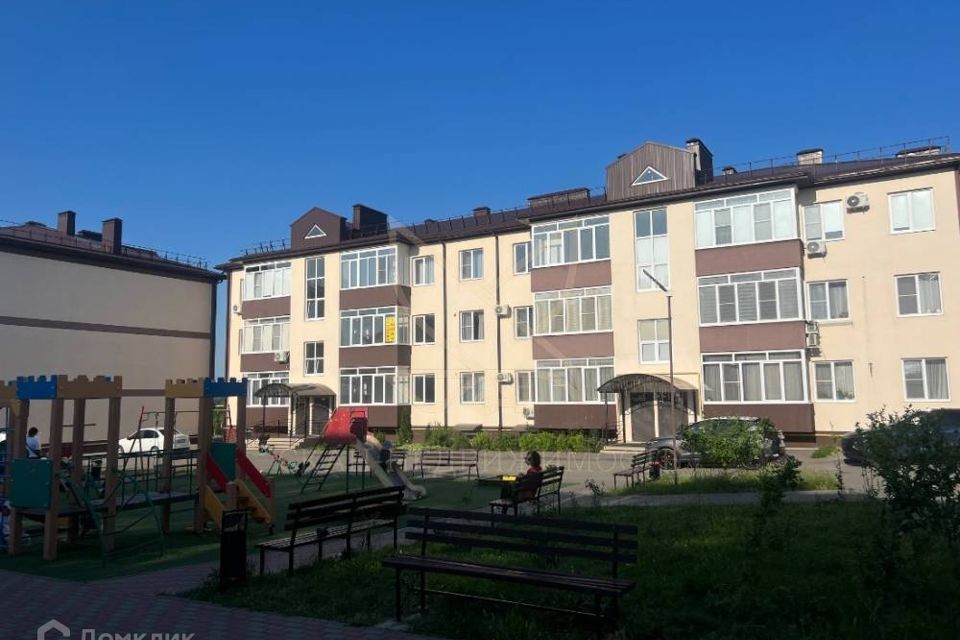 Продаётся 1-комнатная квартира, 47 м²