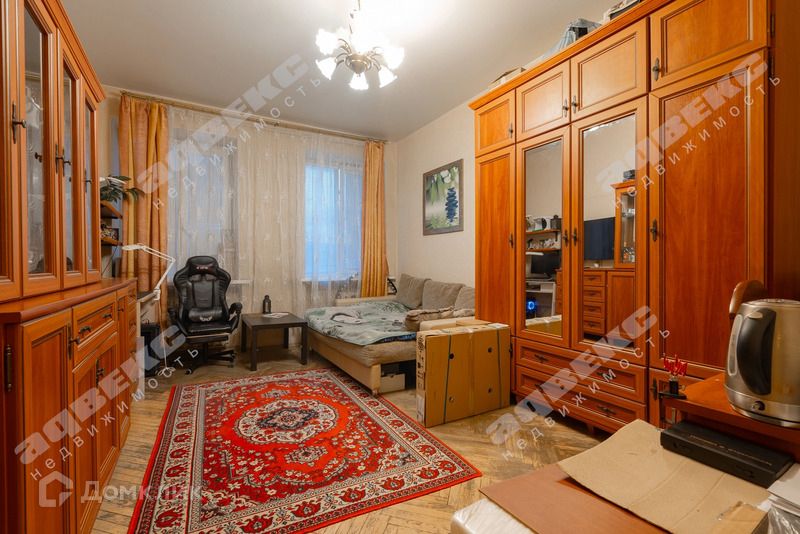 Продаётся 4-комнатная квартира, 95.9 м²