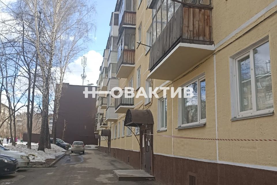 Продаётся 3-комнатная квартира, 57 м²