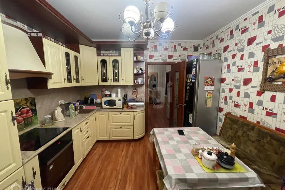 Продаётся 2-комнатная квартира, 60.3 м²