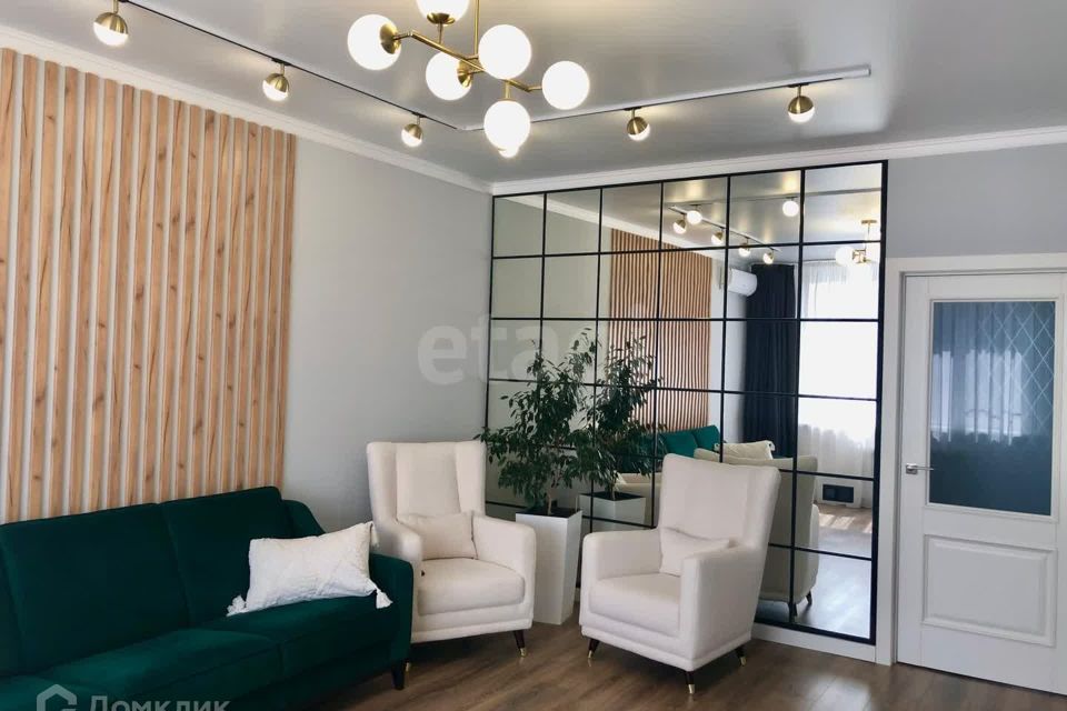 Продаётся 2-комнатная квартира, 74.3 м²