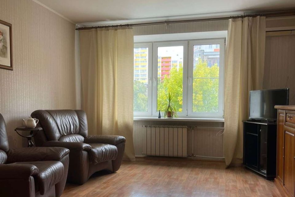 Продаётся 3-комнатная квартира, 59.3 м²
